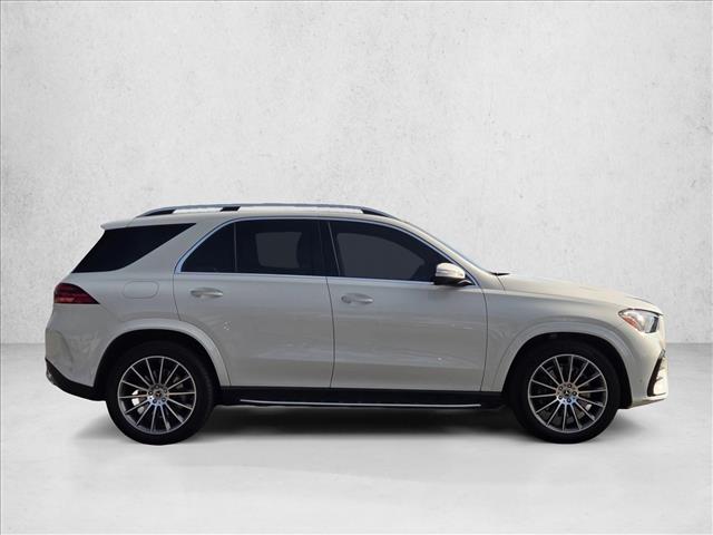 2024 Mercedes Benz GLE 450e photo 4