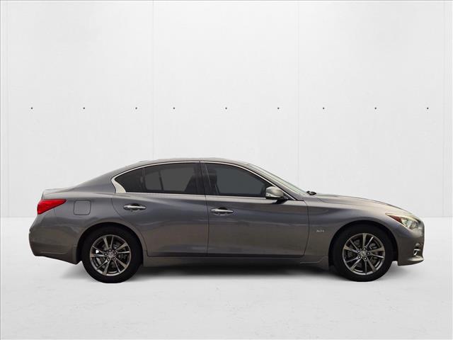 2017 Infiniti Q50 3.0t Signature Edition AWD photo 4