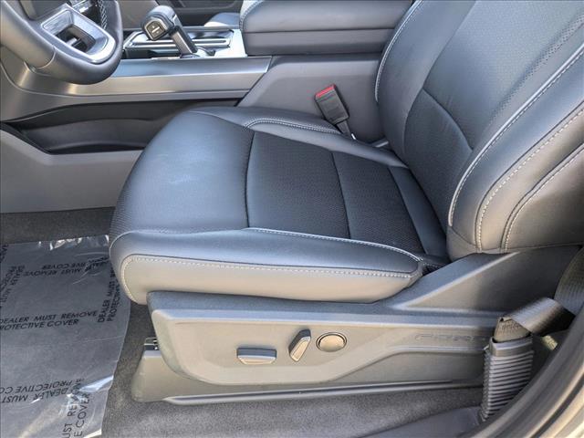 2025 Ford F-150 Lariat photo 4