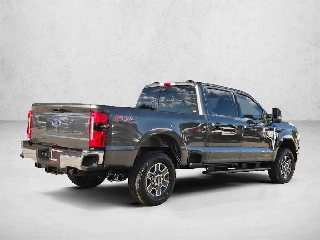 New 2026 Ford F-250 LARIAT Truck Crew Cab