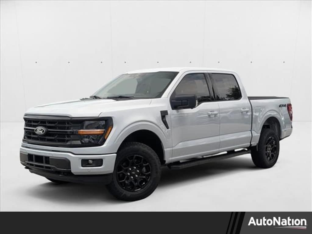 New 2025 Ford F-150 XLT Truck SuperCrew Cab