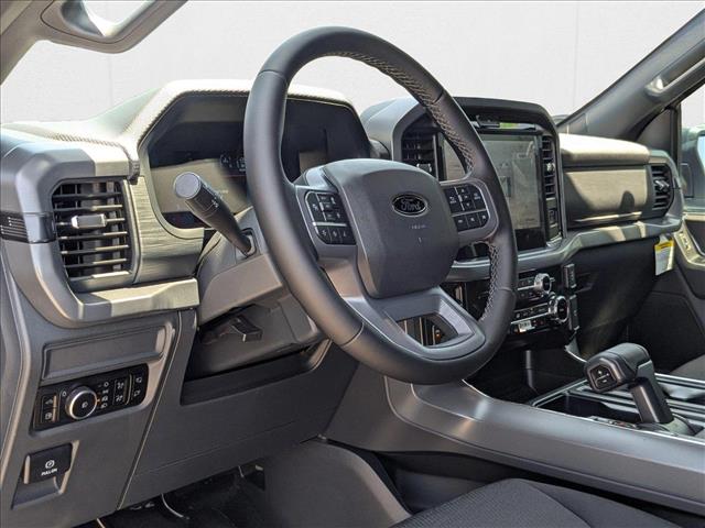 2025 Ford F-150 XLT photo 3