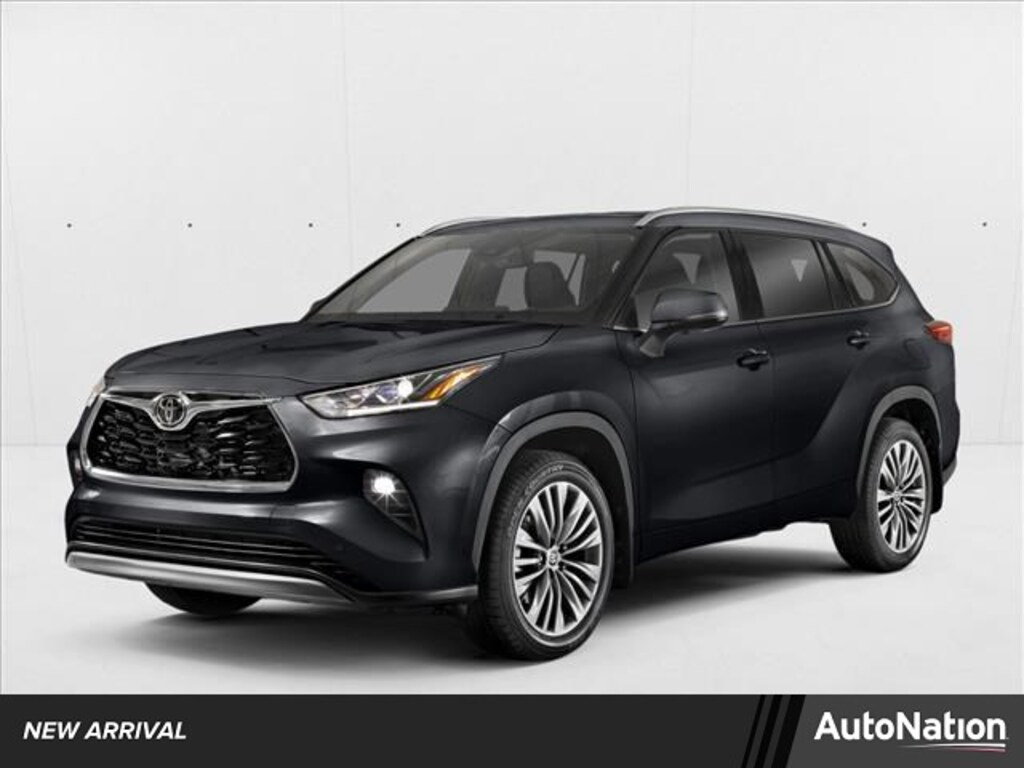 Used 2023 Toyota Highlander XLE SUV