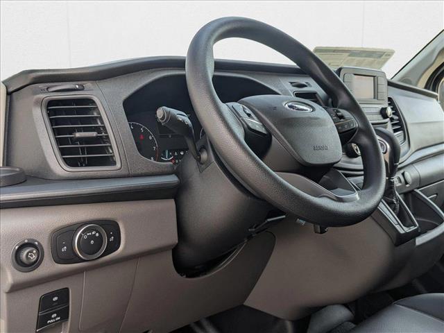 2025 Ford Transit photo 3
