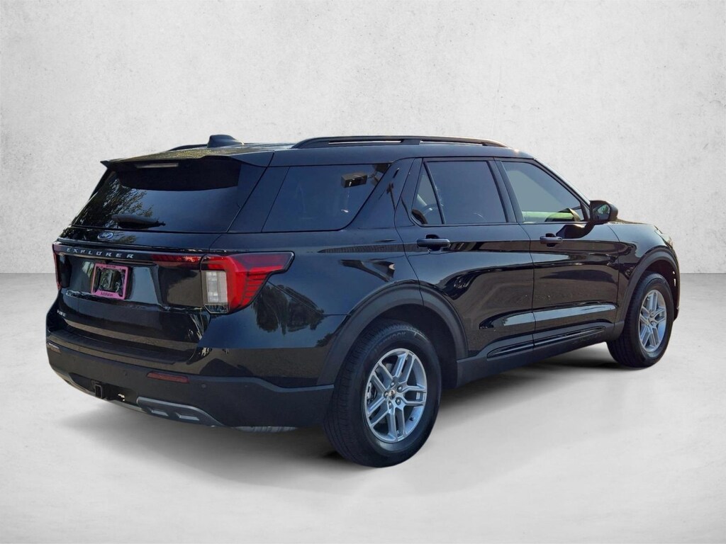 New 2026 Ford Explorer Active w/200A Pkg SUV