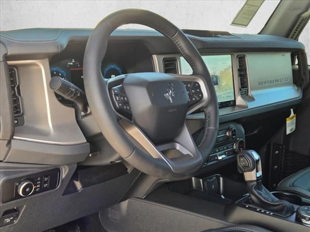 New 2026 Ford Bronco Outer Banks SUV