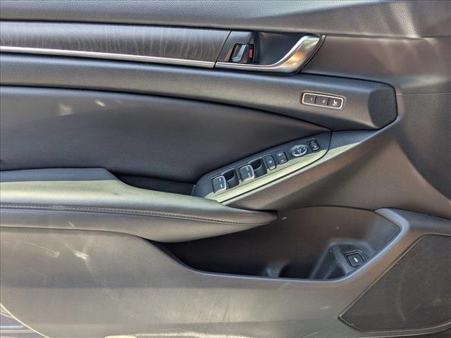 2021 Honda Accord Touring 2.0T photo 4
