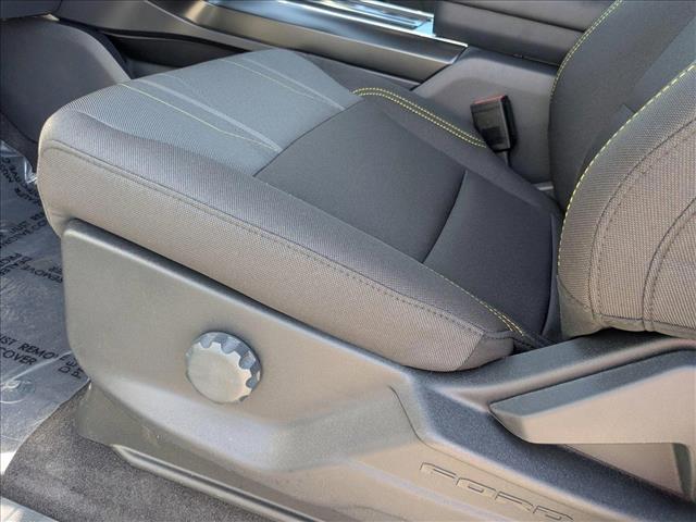 2025 Ford F-150 STX photo 4