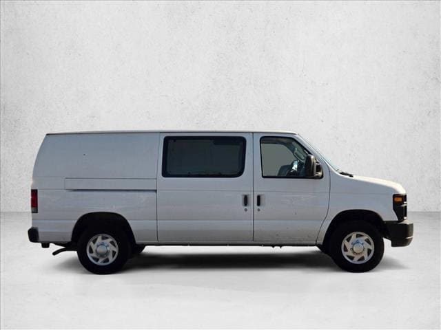 Image of 2009 Ford E-150 Commercial Van Cargo
