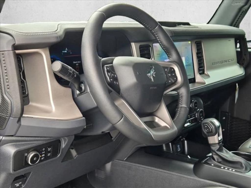 New 2025 Ford Bronco Outer Banks SUV