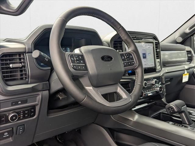 2025 Ford F-150 Lariat photo 3