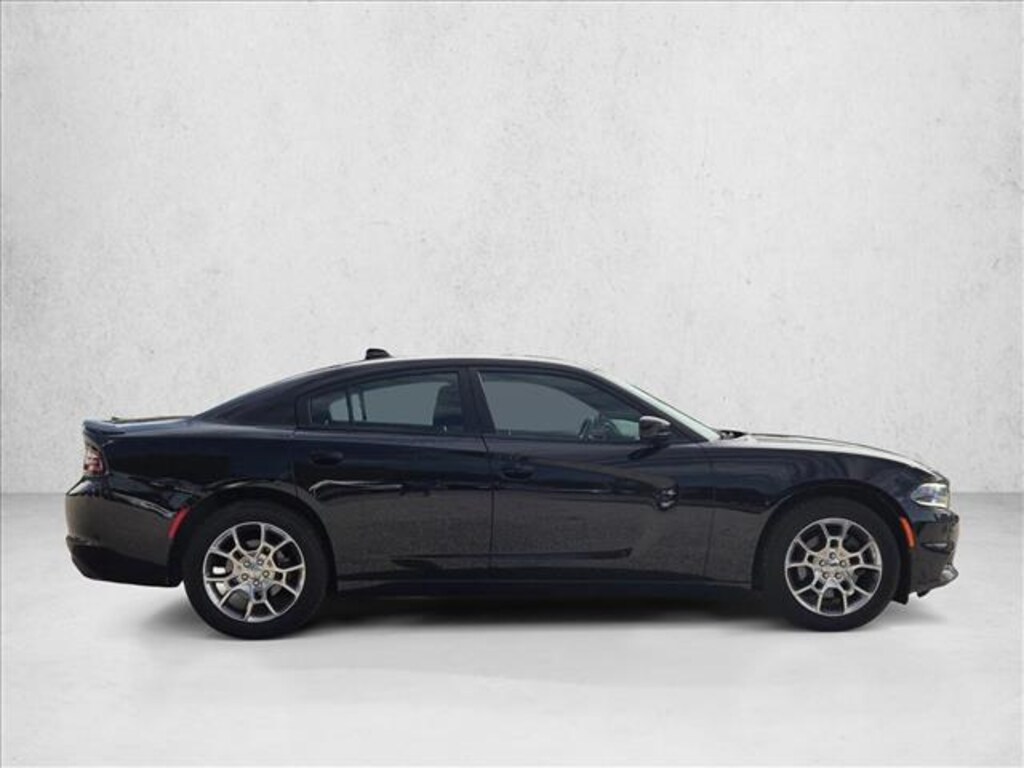 Used 2016 Dodge Charger SXT Sedan
