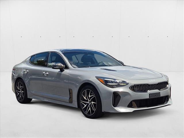 2022 Kia Stinger GT-Line photo 3