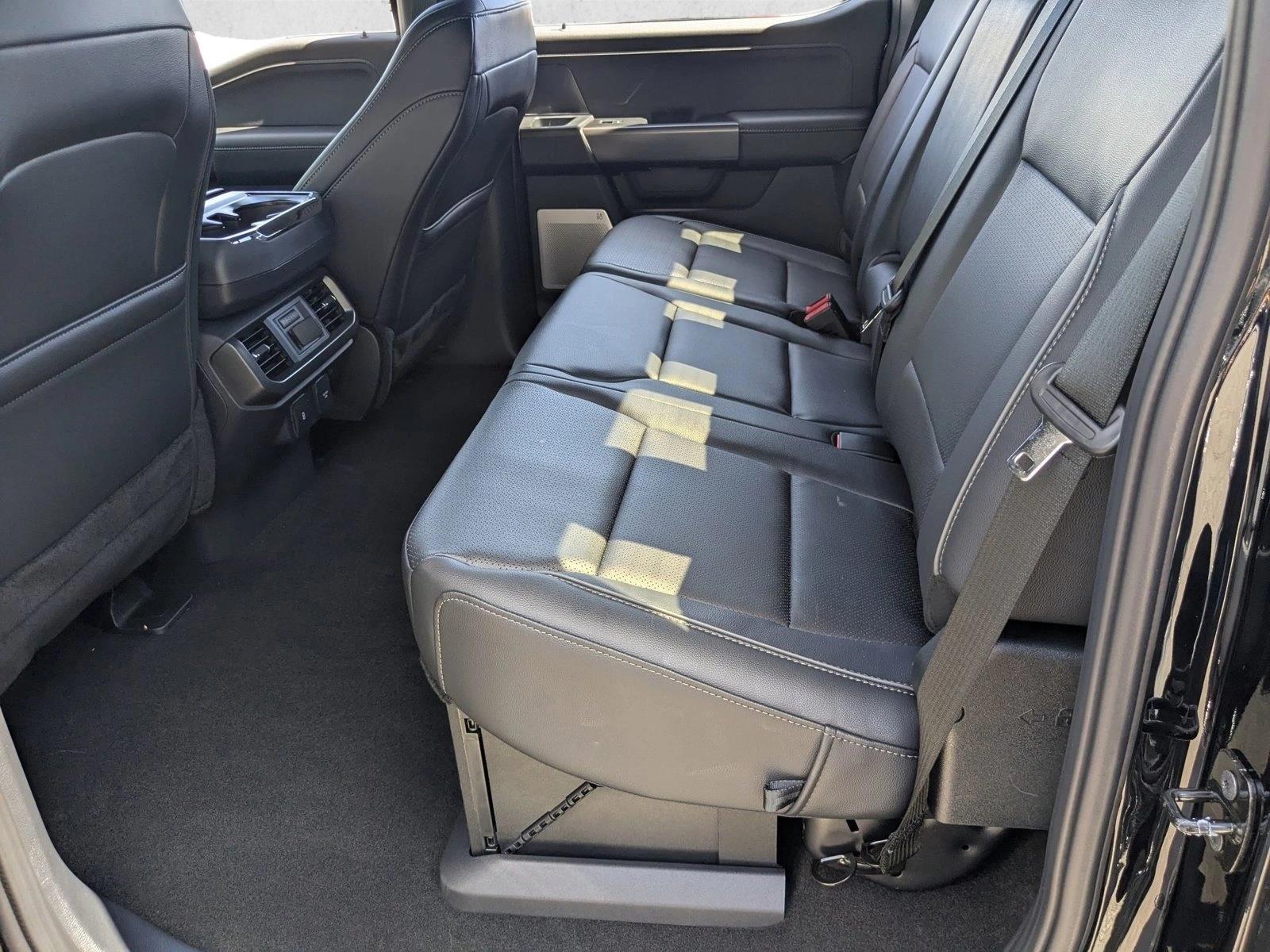 2025 Ford F-150 Lariat - Photo 15
