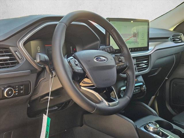 2026 Ford Escape photo 3