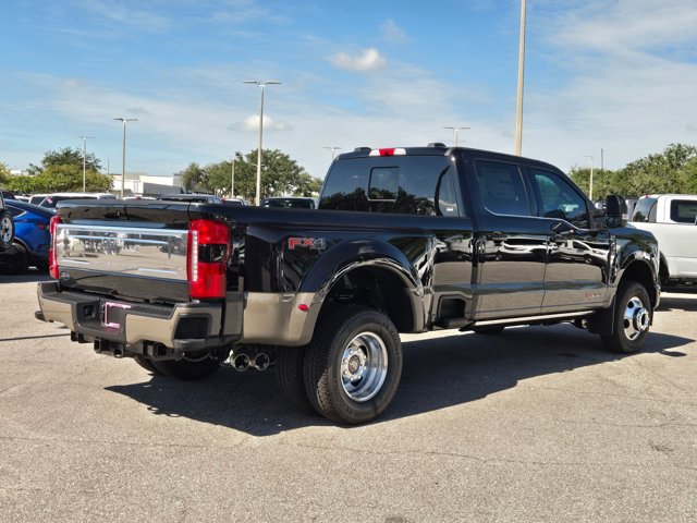 2026 Ford F-350 King Ranch photo 2