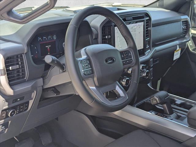 2025 Ford F-150 XLT photo 3
