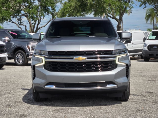 2023 Chevrolet Suburban LS photo 2