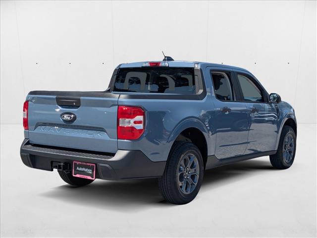 2025 Ford Maverick XLT photo 2