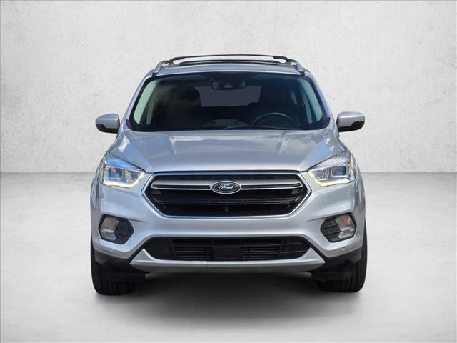2019 Ford Escape Titanium photo 2
