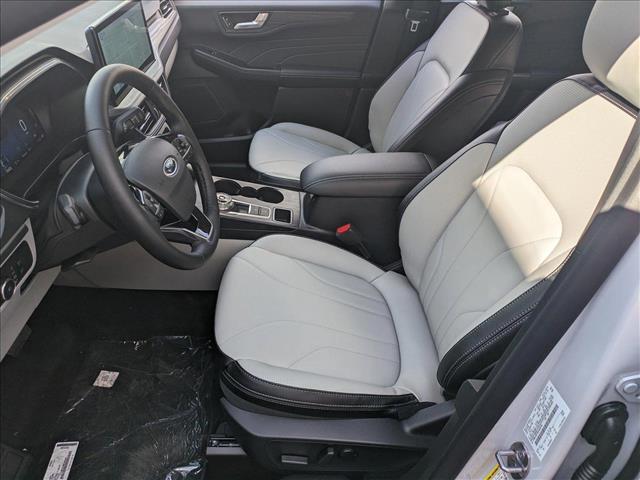 2025 Ford Escape Premium photo 4