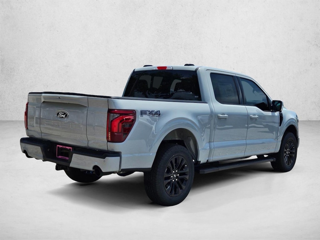 New 2026 Ford F-150 LARIAT Truck SuperCrew Cab