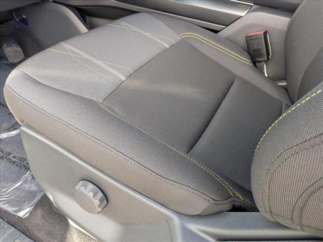 2025 Ford F-150 STX photo 4