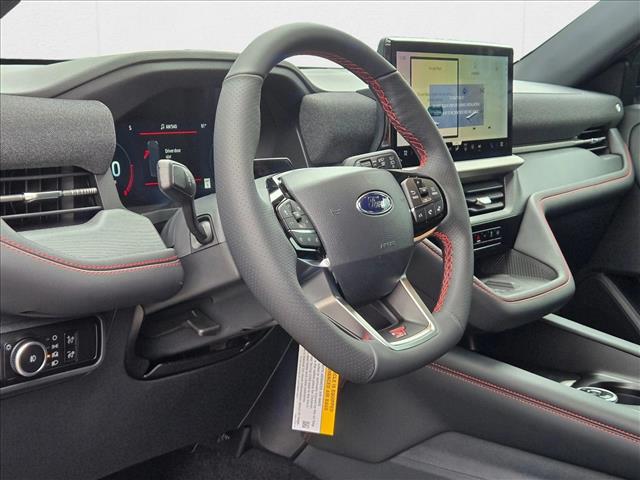 2025 Ford Explorer ST photo 3