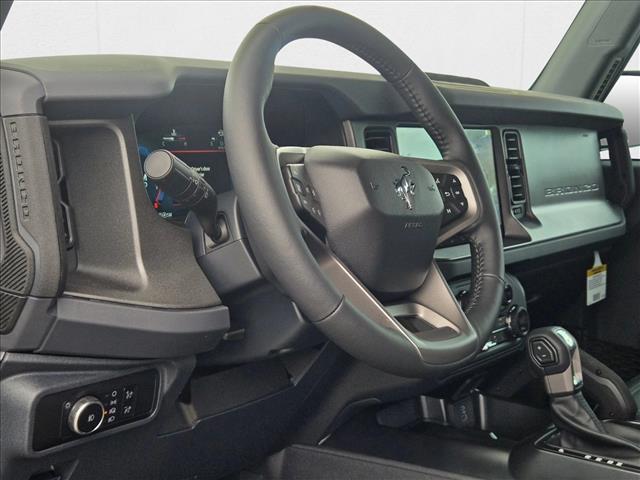 2025 Ford Bronco Badlands photo 3