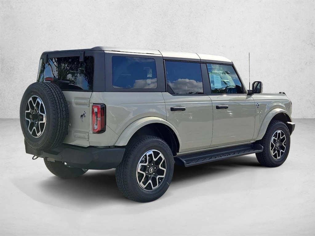 New 2026 Ford Bronco Outer Banks SUV