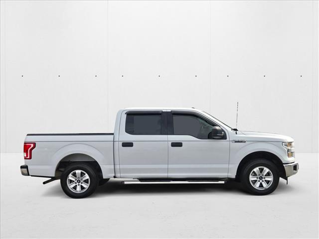 2017 Ford F-150 XLT photo 4