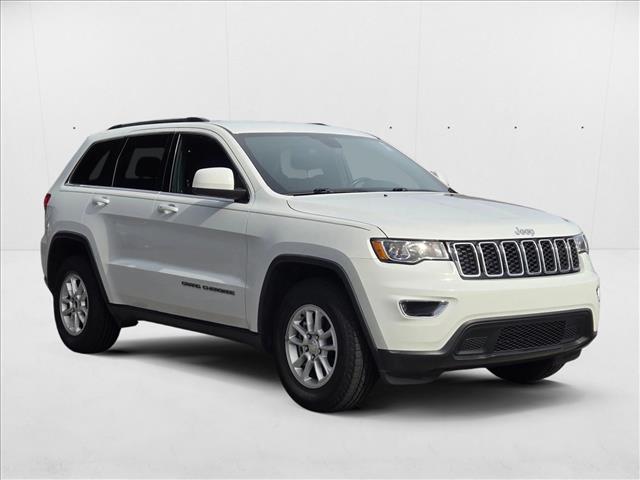 2018 Jeep Grand Cherokee Laredo E photo 3