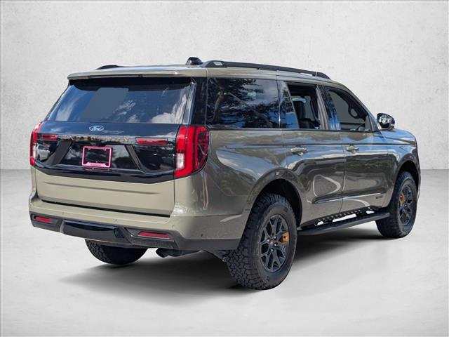 2025 Ford Expedition photo 2