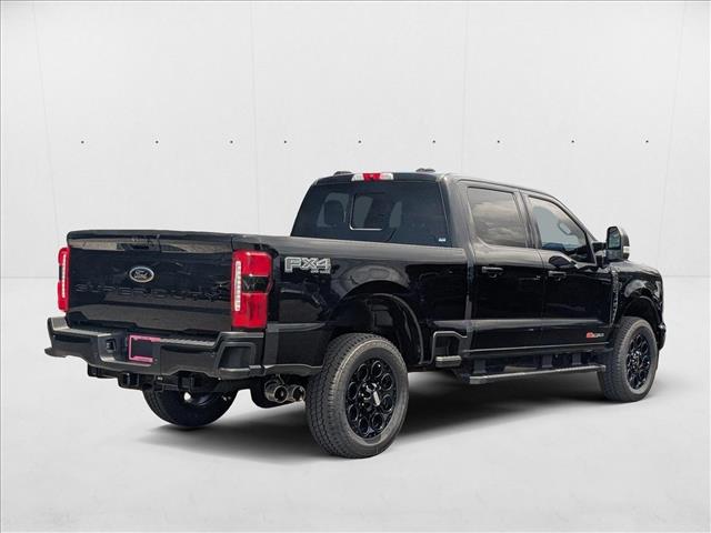 2025 Ford F-250 Lariat photo 2
