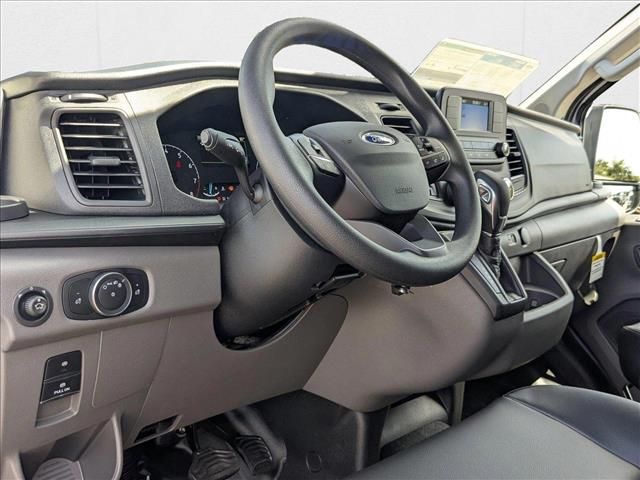 2025 Ford Transit photo 3