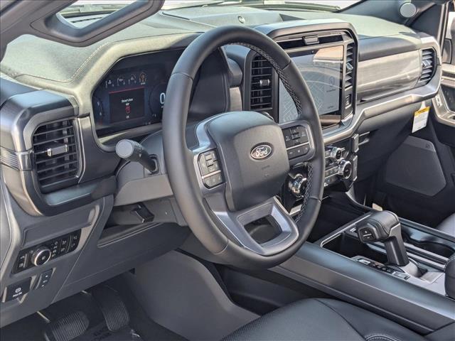 2025 Ford F-150 Lariat photo 3
