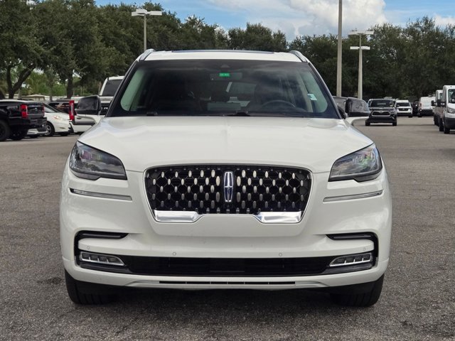 2022 Lincoln Aviator Grand Touring photo 2