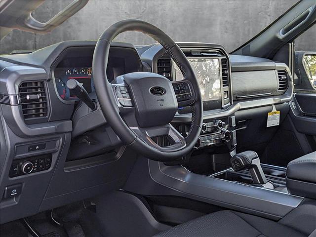2025 Ford F-150 XLT photo 3