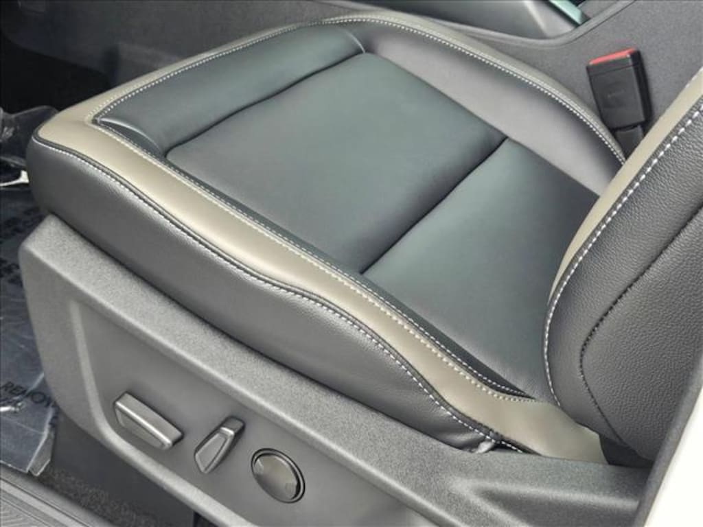 New 2025 Ford Bronco Outer Banks SUV