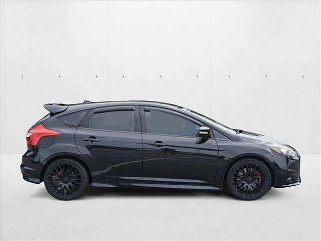 2014 Ford Focus ST photo 2