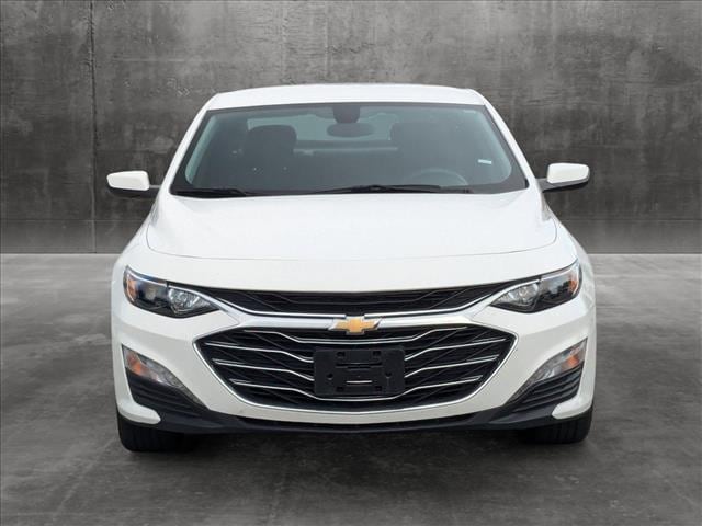 Used 2022 Chevrolet Malibu 1LT with VIN 1G1ZD5ST9NF161105 for sale in Saint Petersburg, FL