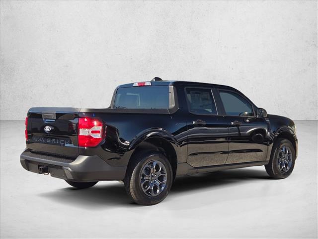 2025 Ford Maverick XLT photo 2