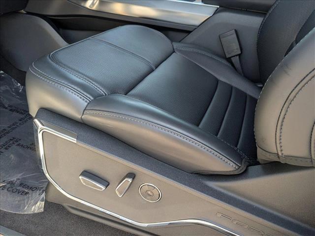 2025 Ford F-150 Platinum photo 4