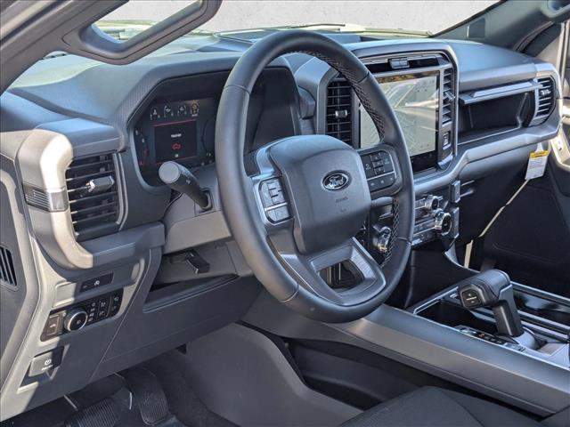 2025 Ford F-150 XLT photo 3