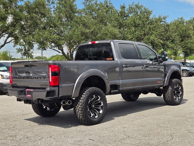 2025 Ford F-250 XLT photo 2