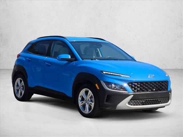 2022 Hyundai Kona SEL photo 3