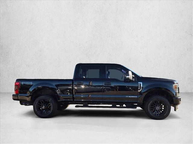 2022 Ford F-350 XLT photo 4