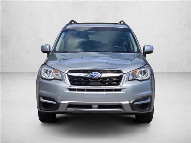 2018 Subaru Forester 2.5i Premium photo 2