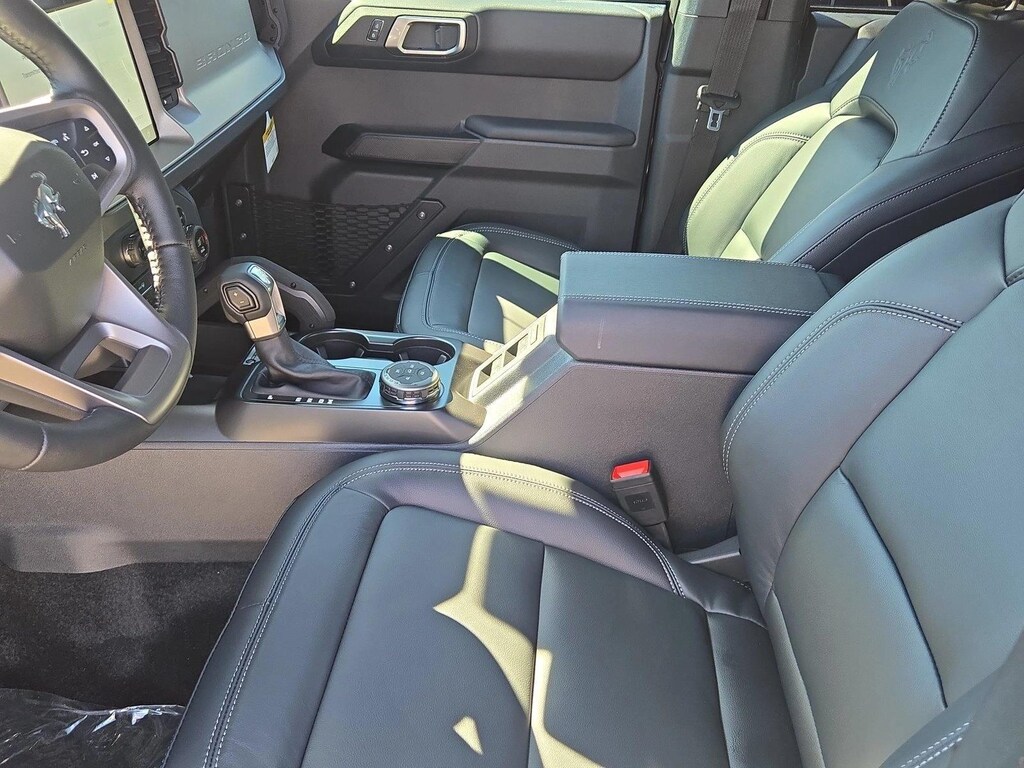 New 2026 Ford Bronco Outer Banks SUV