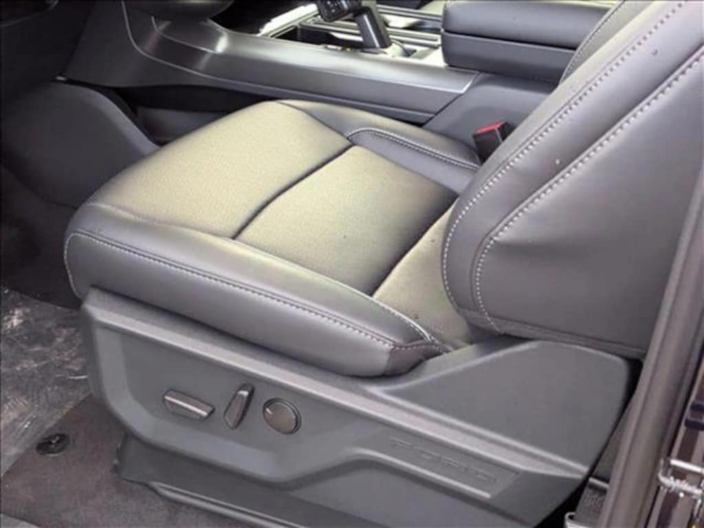 New 2025 Ford F-150 LARIAT Truck SuperCrew Cab